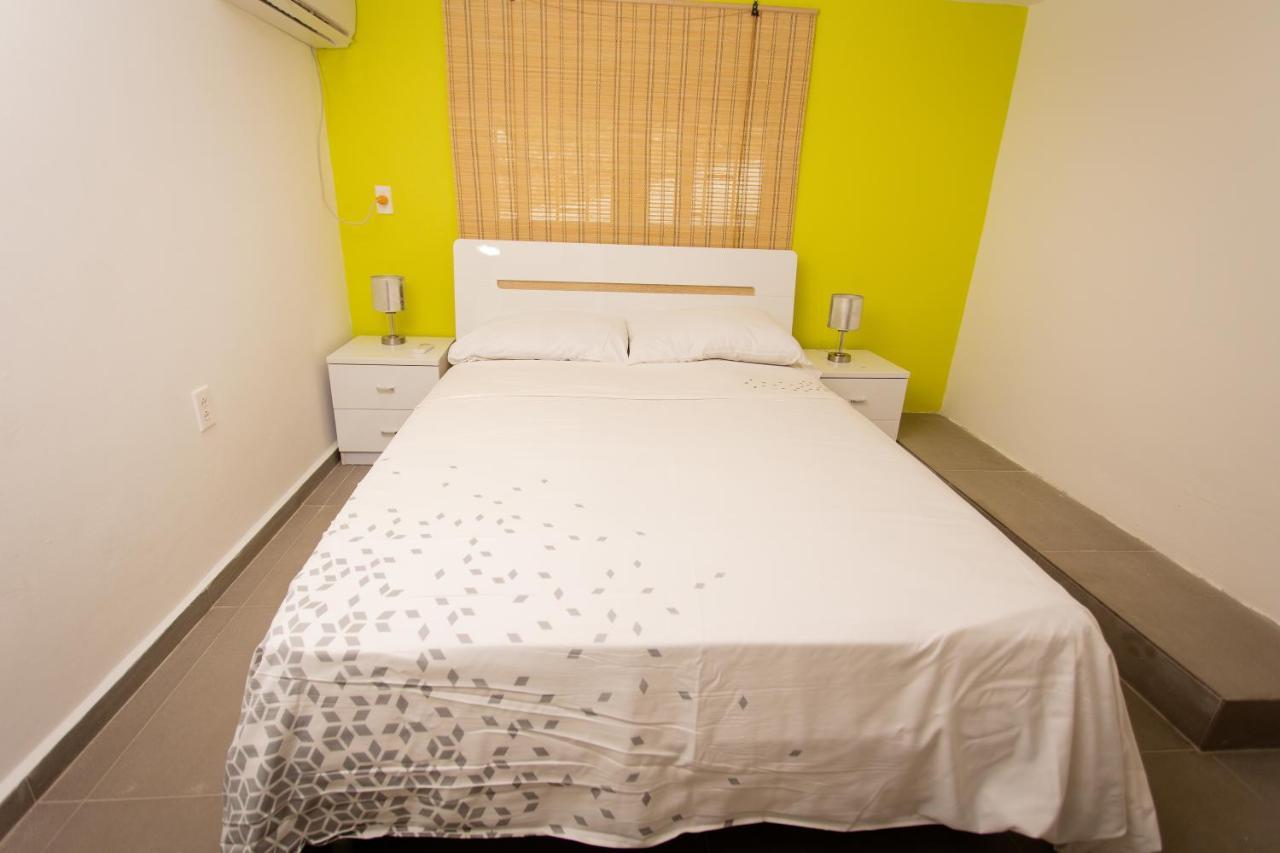 Westpunt Beach Apartments يلمستاد المظهر الخارجي الصورة