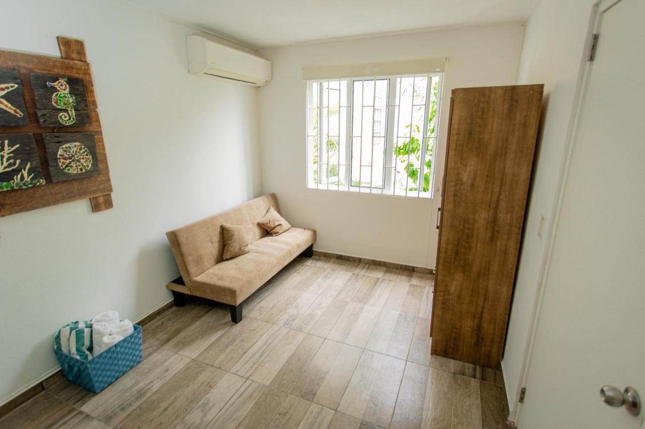 Westpunt Beach Apartments يلمستاد المظهر الخارجي الصورة